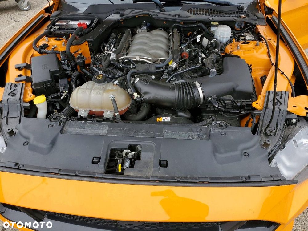Ford Mustang 5.0 V8 GT - 12