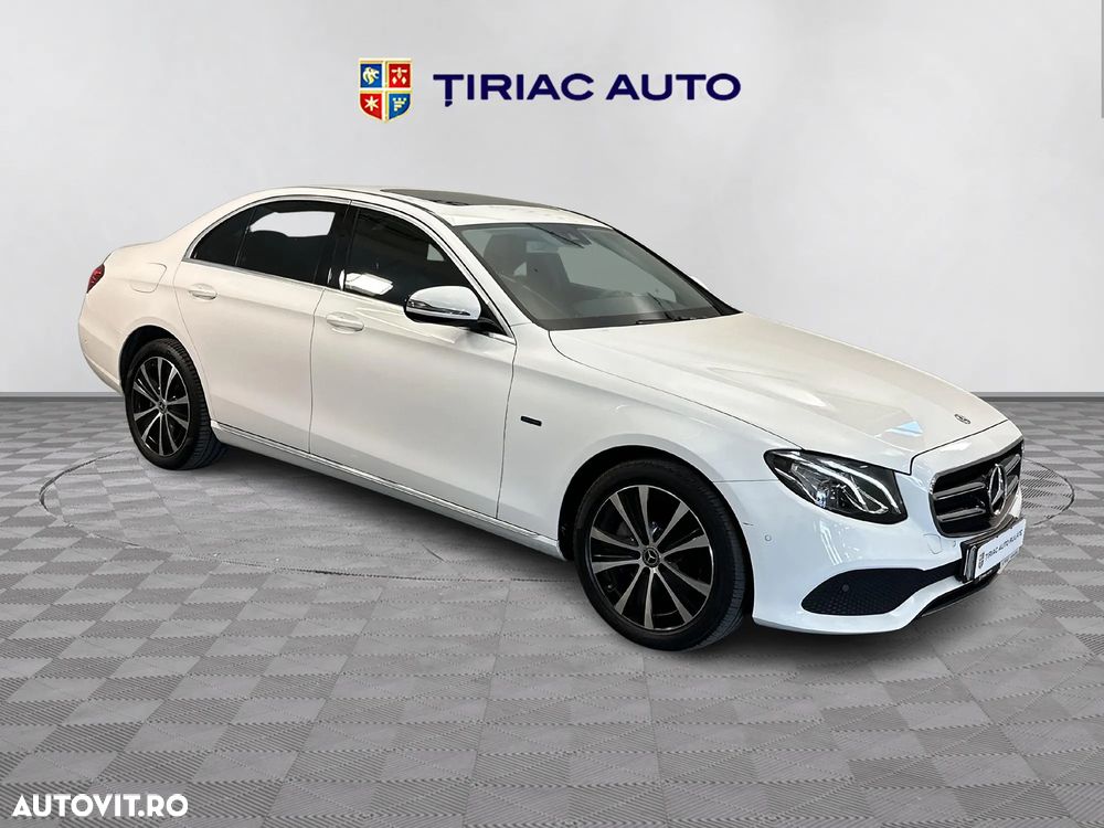 Mercedes-Benz E 300 de 4MATIC Aut. - 7