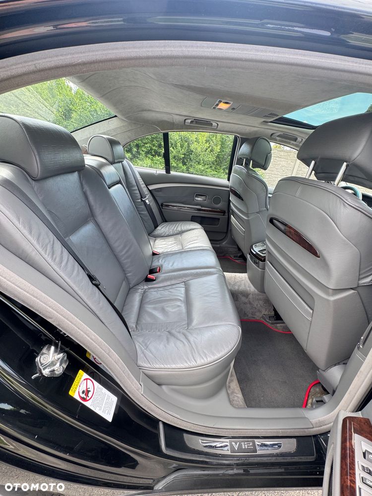 BMW Seria 7 760i - 16
