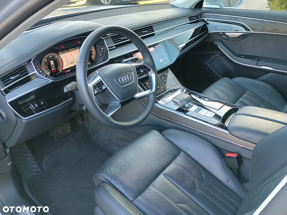 Audi A8 - 22