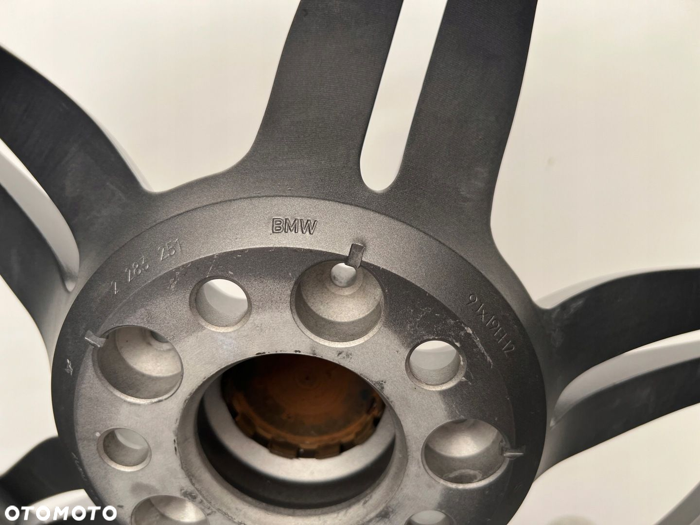 FELGA ALU BMW M6 M5 E63 E60 2283251 19 ET17 - 4