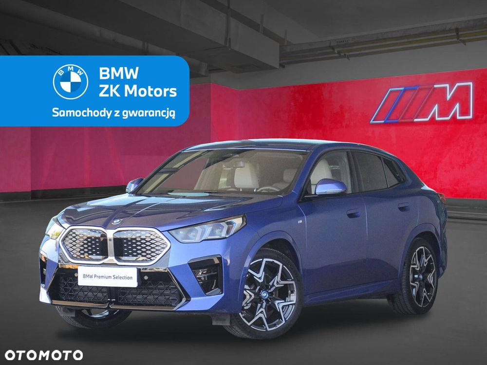 BMW iX2 xDrive30 66.5kWh M Sport - 1