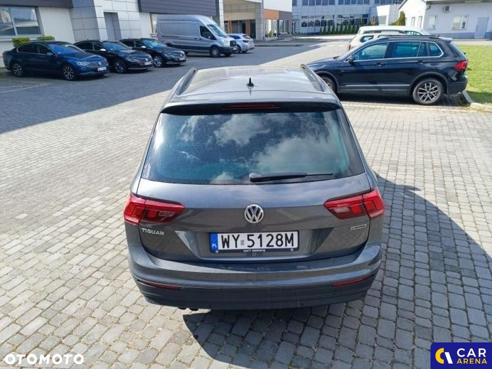 Volkswagen Tiguan - 8