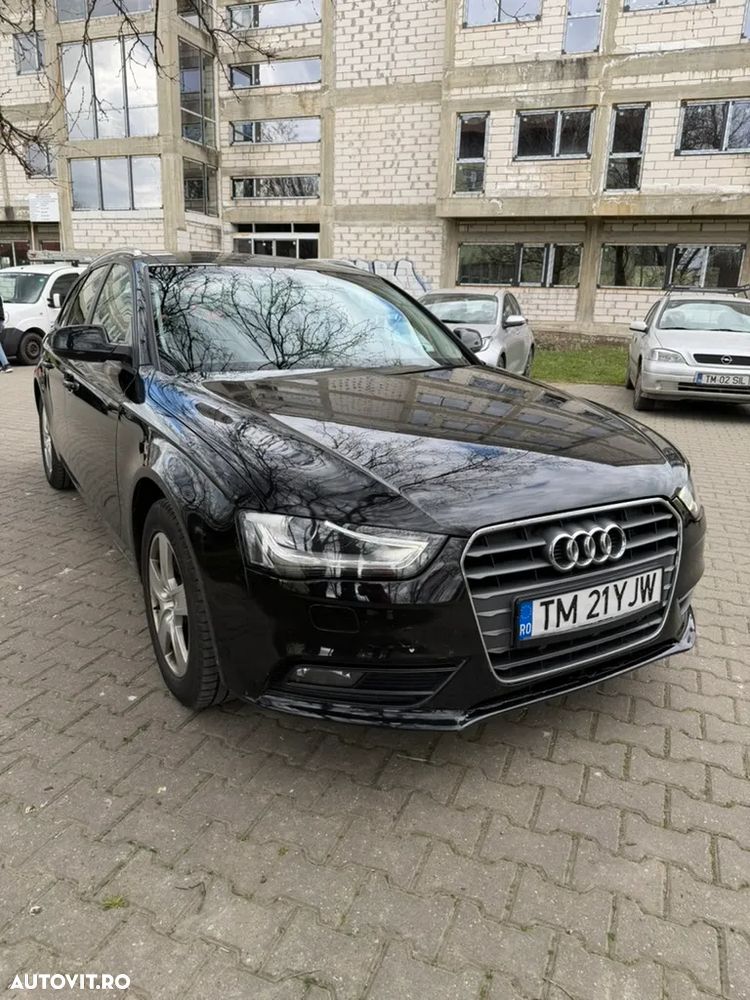 Audi A4 2.0 TDI DPF clean multitronic Attraction - 2