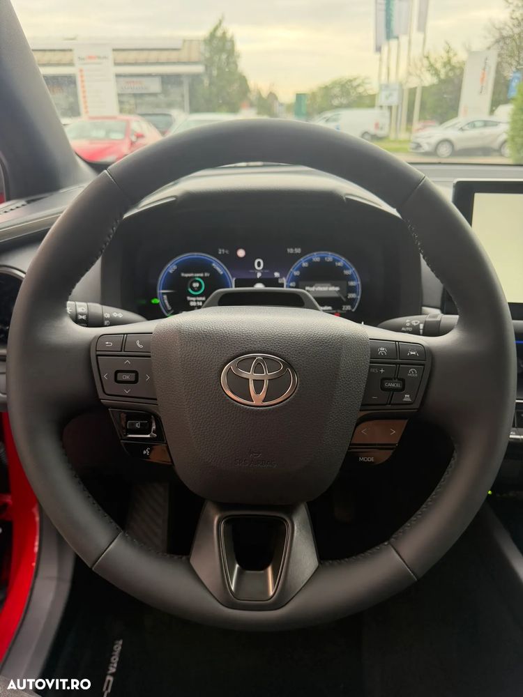 TOYOTA C-HR 2026 — imagine 13