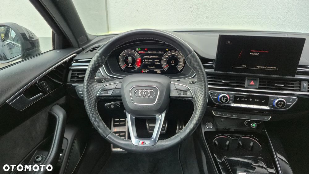 Audi A4 Avant 30 TDI S tronic - 16
