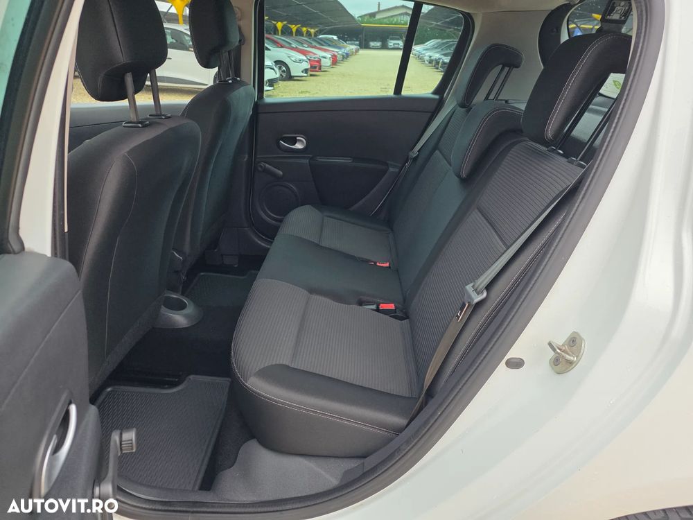 Renault Clio 1.5 dCi 90 FAP Dynamique - 16