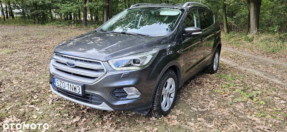 Ford Kuga 1.5 EcoBoost 2x4 Titanium - 6