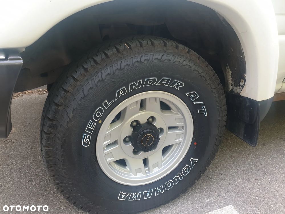 Toyota Land Cruiser - 6