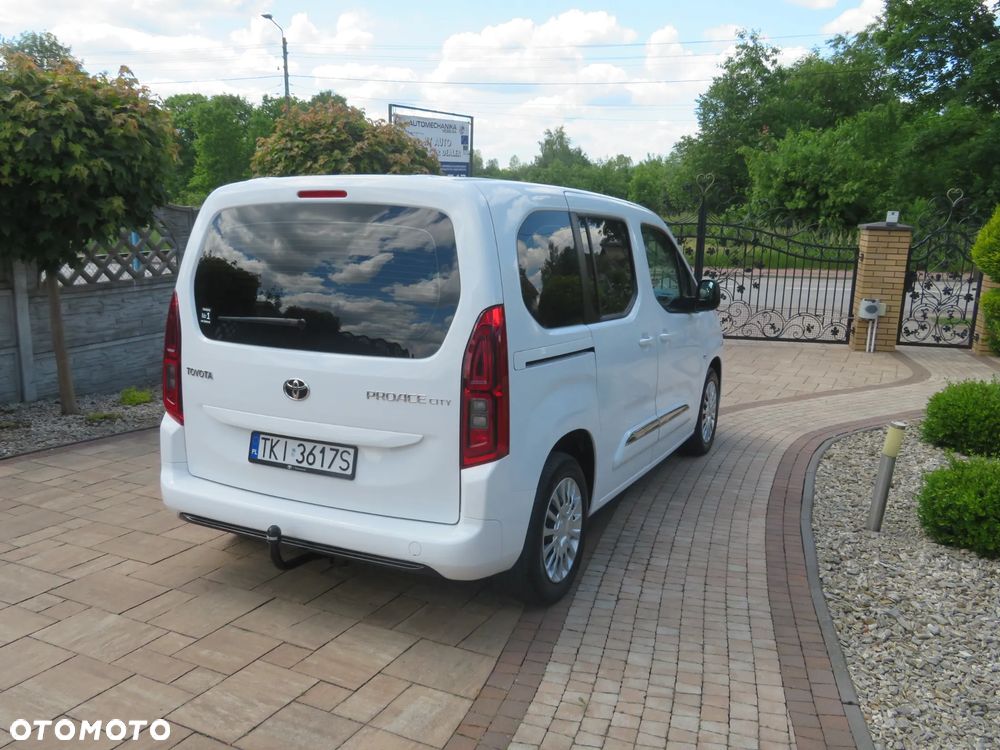Toyota Proace City Verso 1.5 D-4D Business - 3