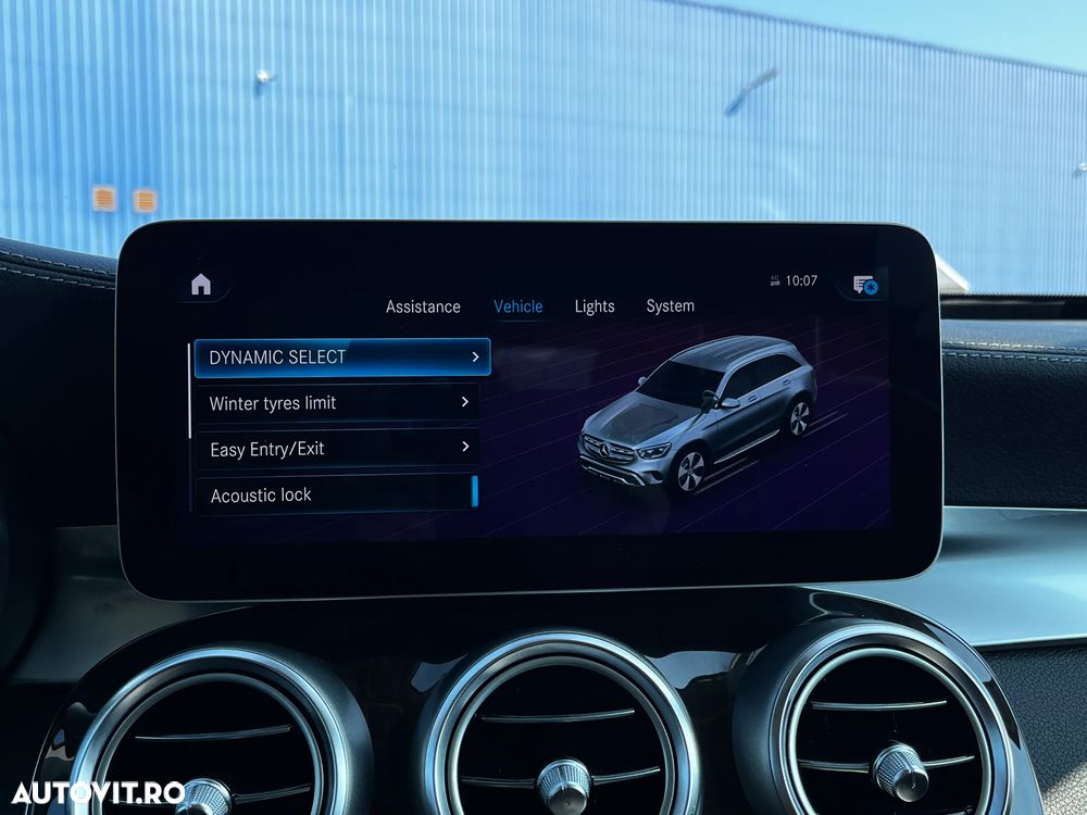 Mercedes-Benz GLC 300 4MATIC MHEV - 29
