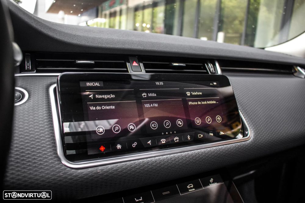 Land Rover Range Rover Evoque 2.0 D240 AWD Auto - 44