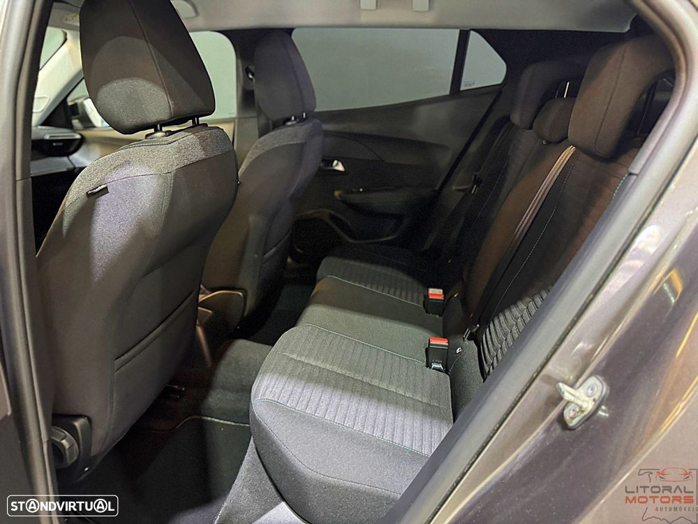 Peugeot 2008 1.2 PureTech Allure - 17