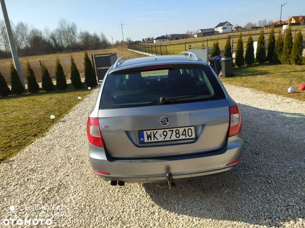Skoda Superb 2.0 TDI DSG Comfort - 3