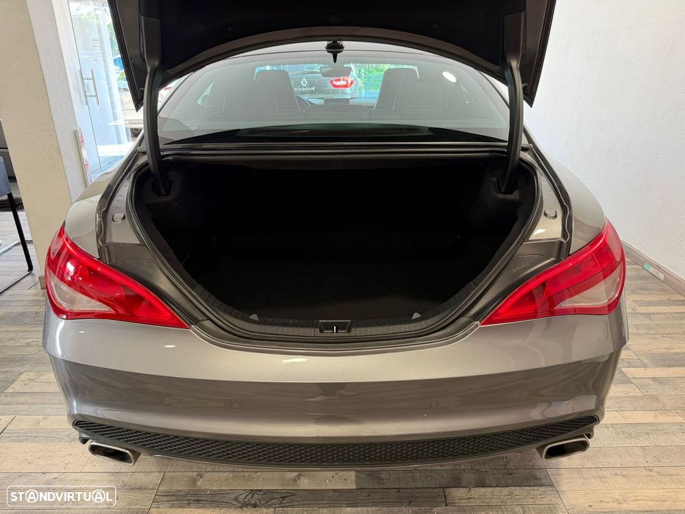 Mercedes-Benz CLA 220 d 7G-DCT AMG Line - 23