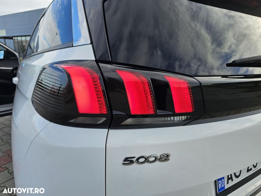 Peugeot 5008 1.2 Puretech Turbo s&s GT-Line - 28