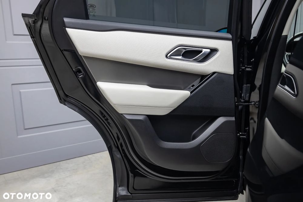 Land Rover Range Rover Velar - 32