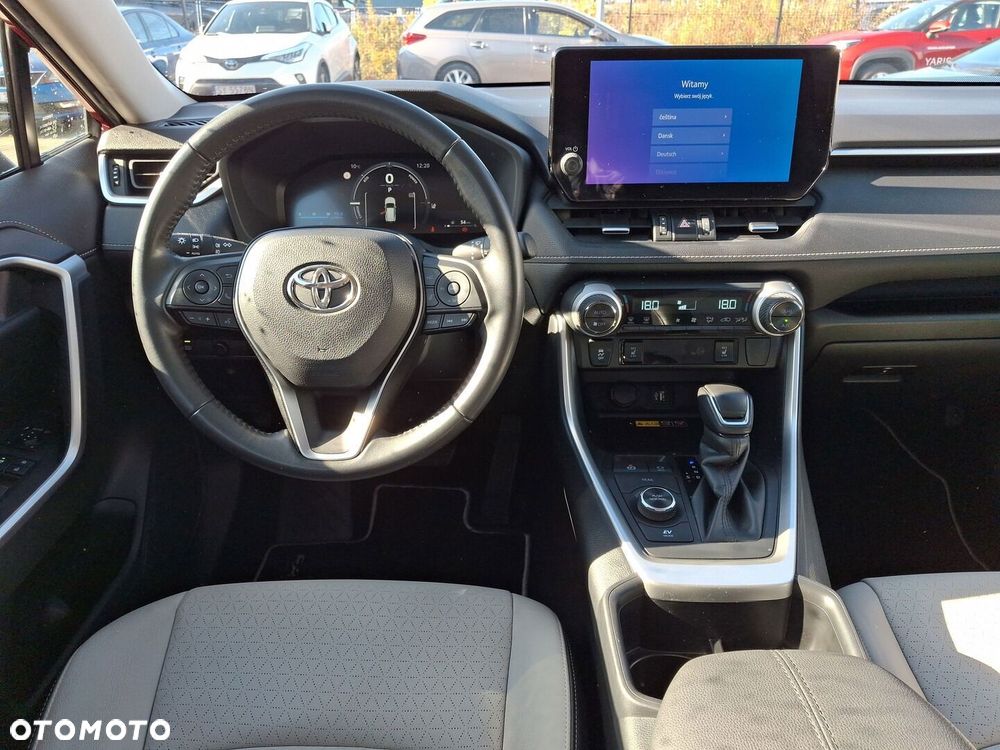Toyota RAV4 - 13