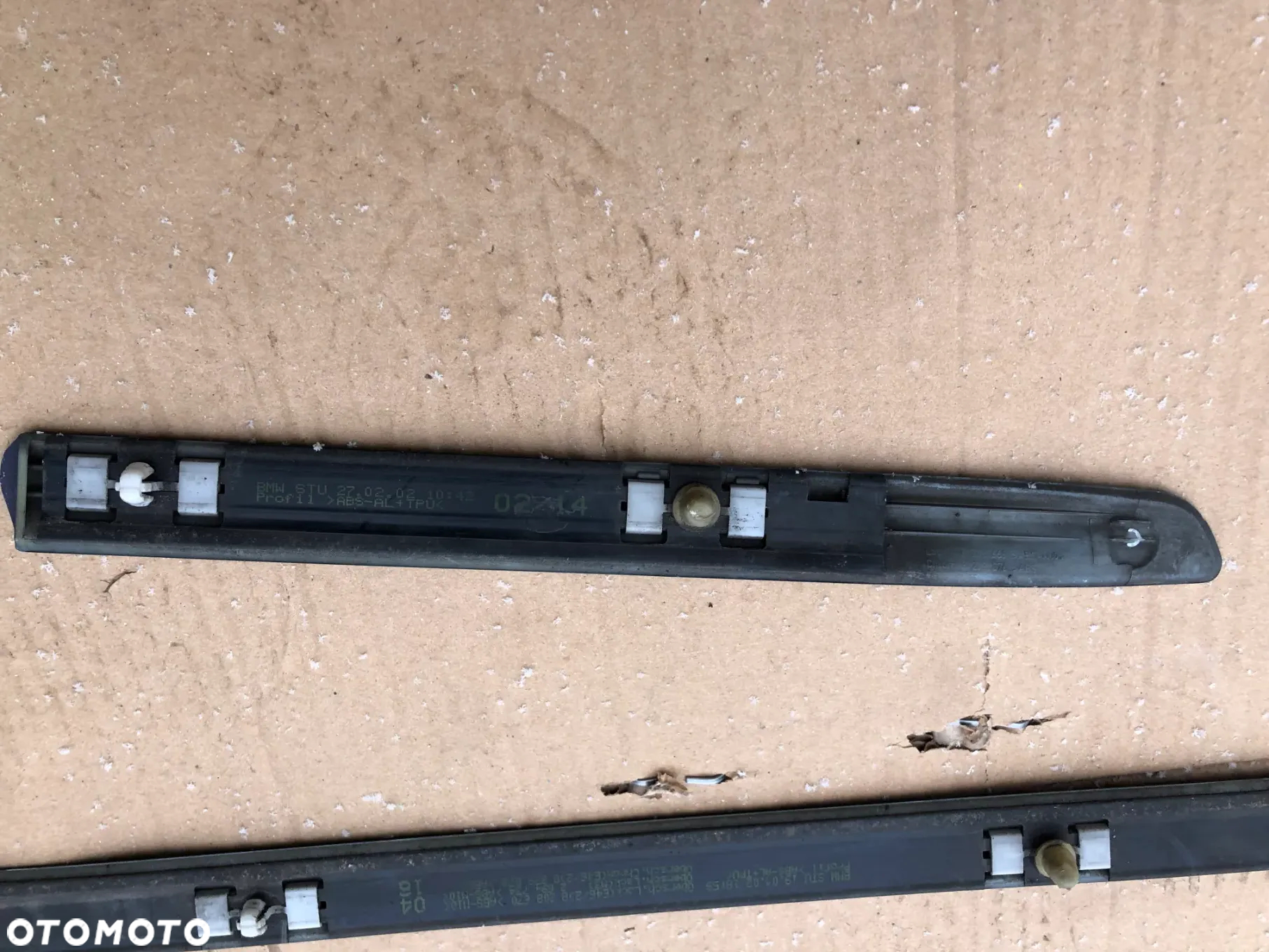 LISTWA OZDOBNA DRZWI PRAWA PRZÓD PRZEDNIA TYŁ BMW E46 CABRIO COUPE - 11