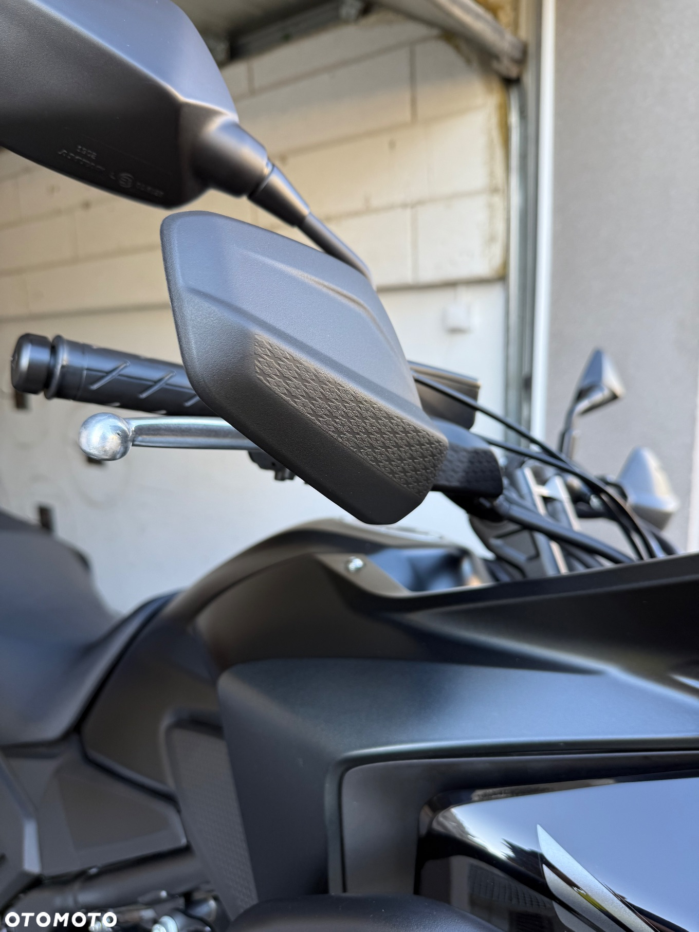 Honda NX - 16
