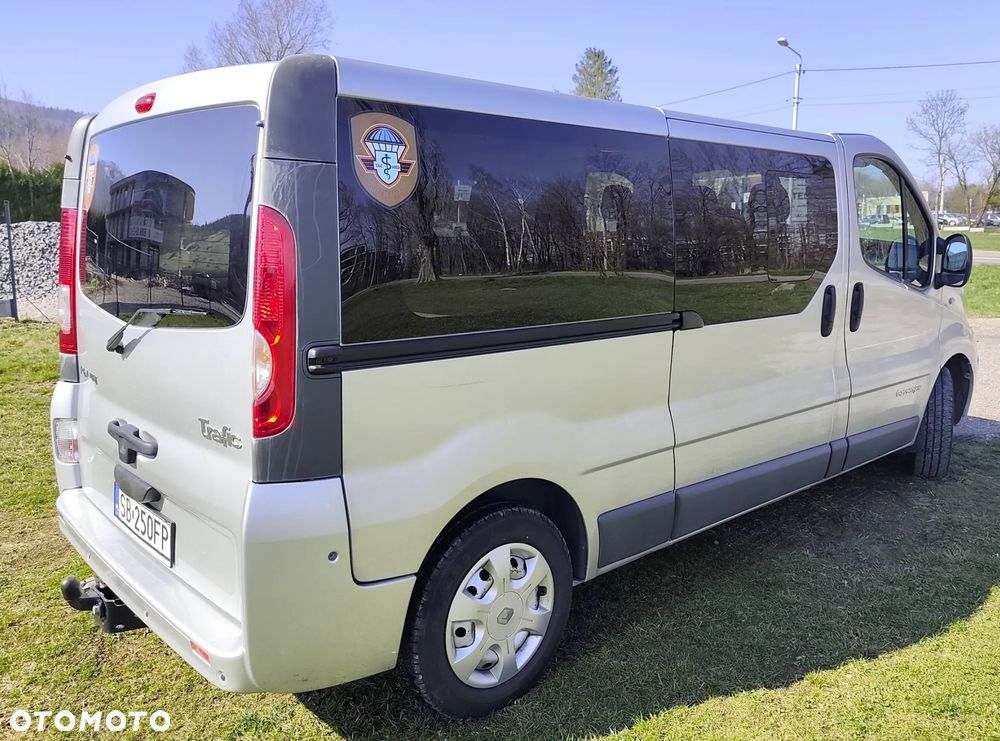 Renault Trafic Grand Passenger Expression - 3