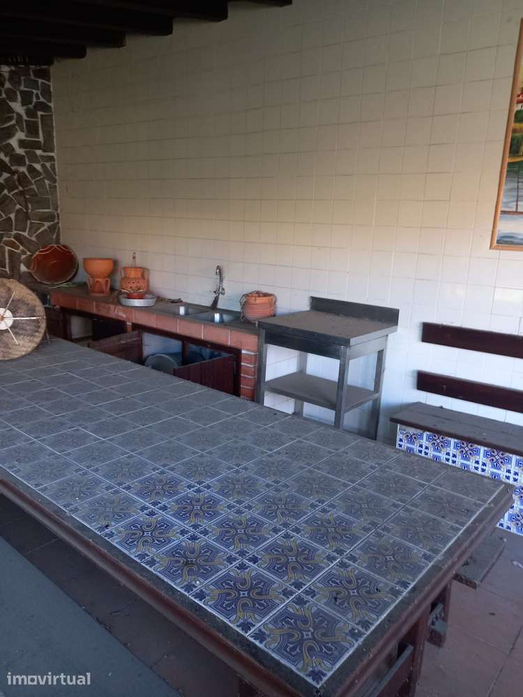 Moradia isolada T4 com jardim e garagem - Grande imagem: 5/35