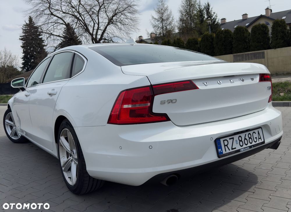 Volvo S90 T5 Geartronic Momentum Pro - 20