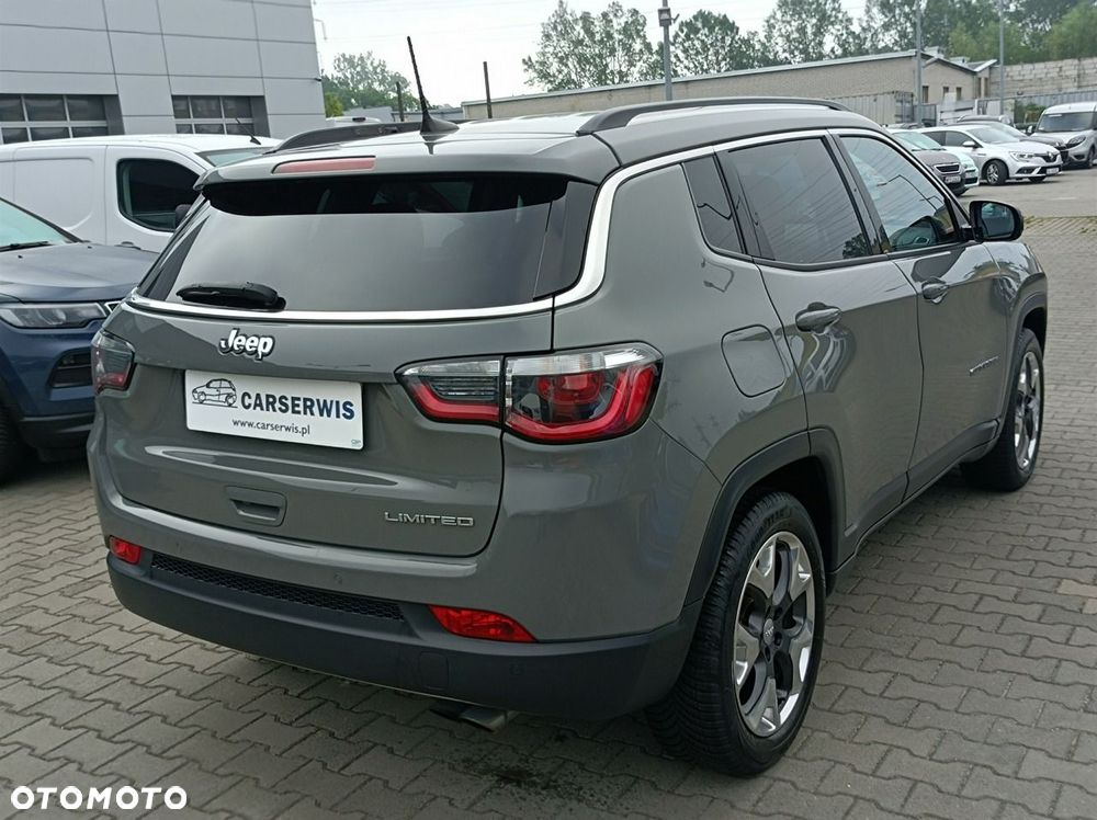 Jeep Compass - 4