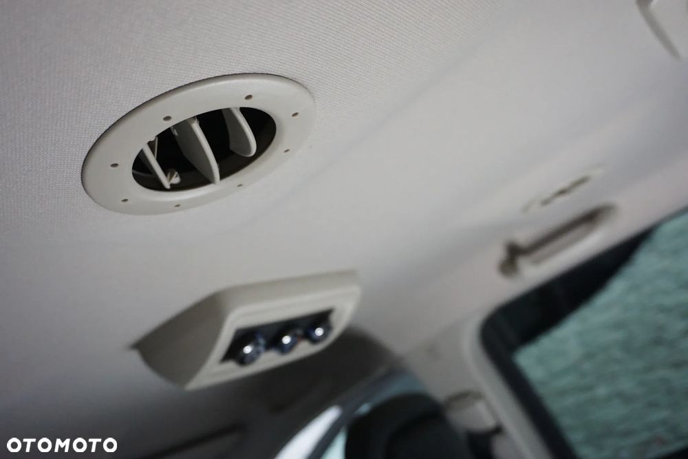Fiat Freemont 2.0 Multijet 16V DPF Automatik Allrad Lounge - 29