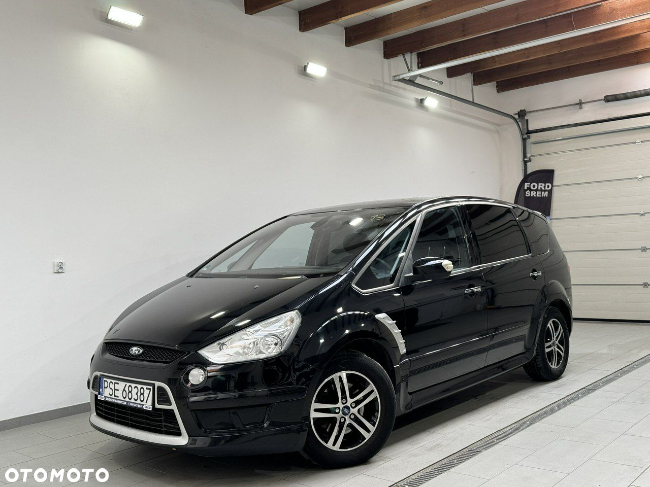 Ford S-Max - 10