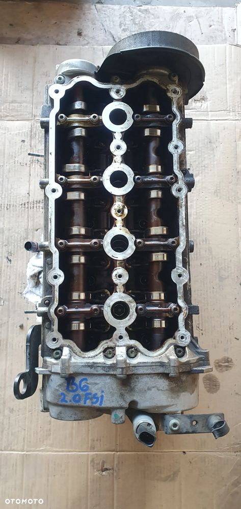 Silnik słupek blok silnika VW Passat B6 2.0 FSI BLR - 6