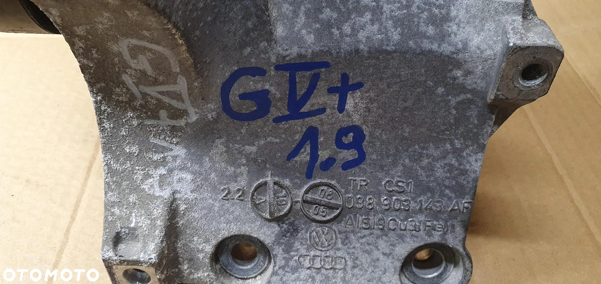 Łapa mocowanie alternatora VW Golf V Plus 1.9 TDI 038903143AF - 7