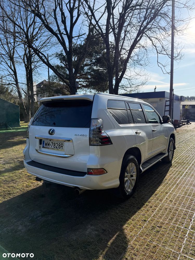 Lexus GX - 4