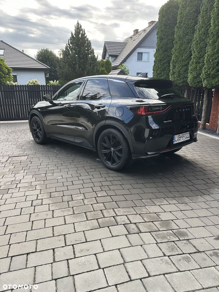 Lexus LBX 1.5 Hybrid Original Edition AWD - 2