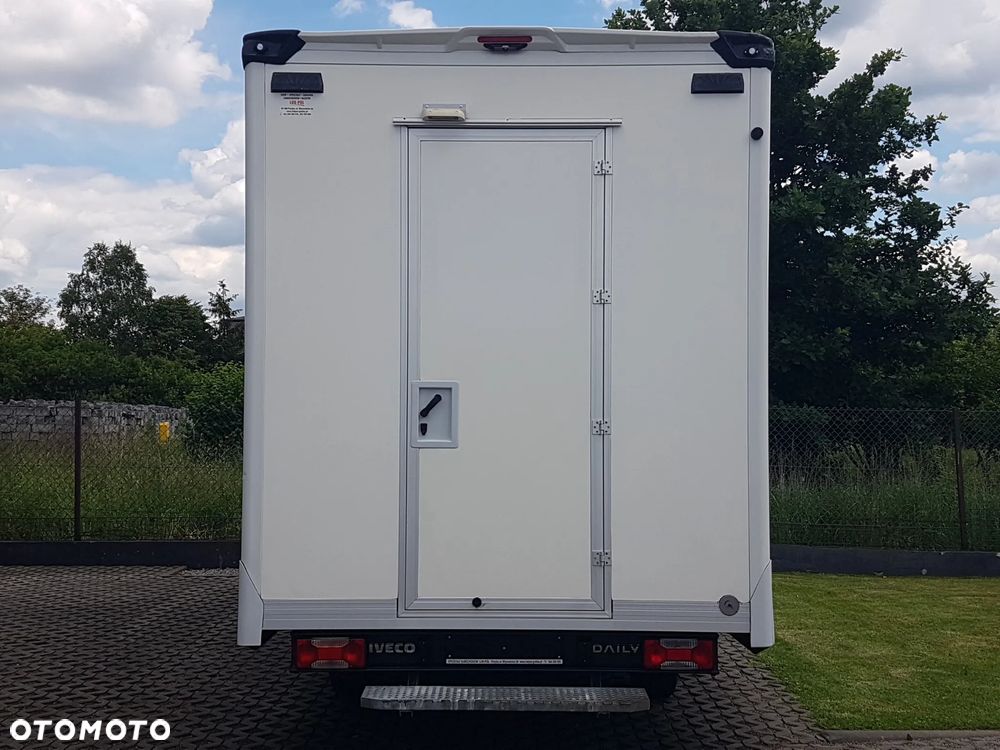 Iveco DAILY KONTENER NISKOPODŁOGOWY 4,44x2,23x2,43 SKLEP FOODTRUCK BAR KLIMA KONIOWÓZ KAMPER - 16