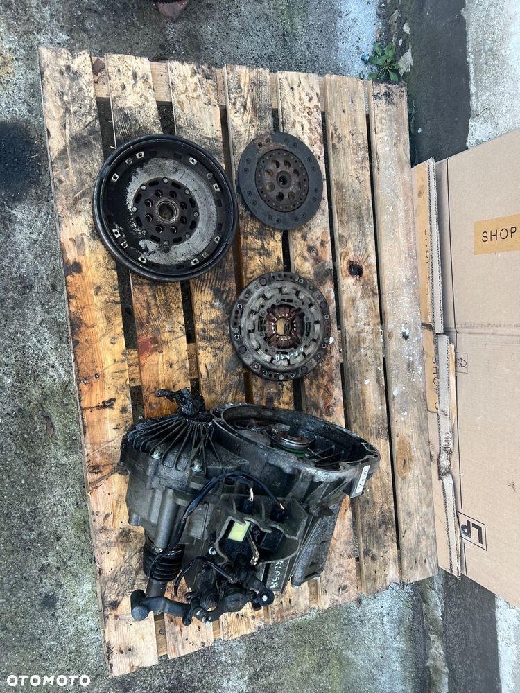 a1683602100 SKRZYNIA BIEGÓW A KLASA 001542716 sprzęgło a00025246111 GB - 1