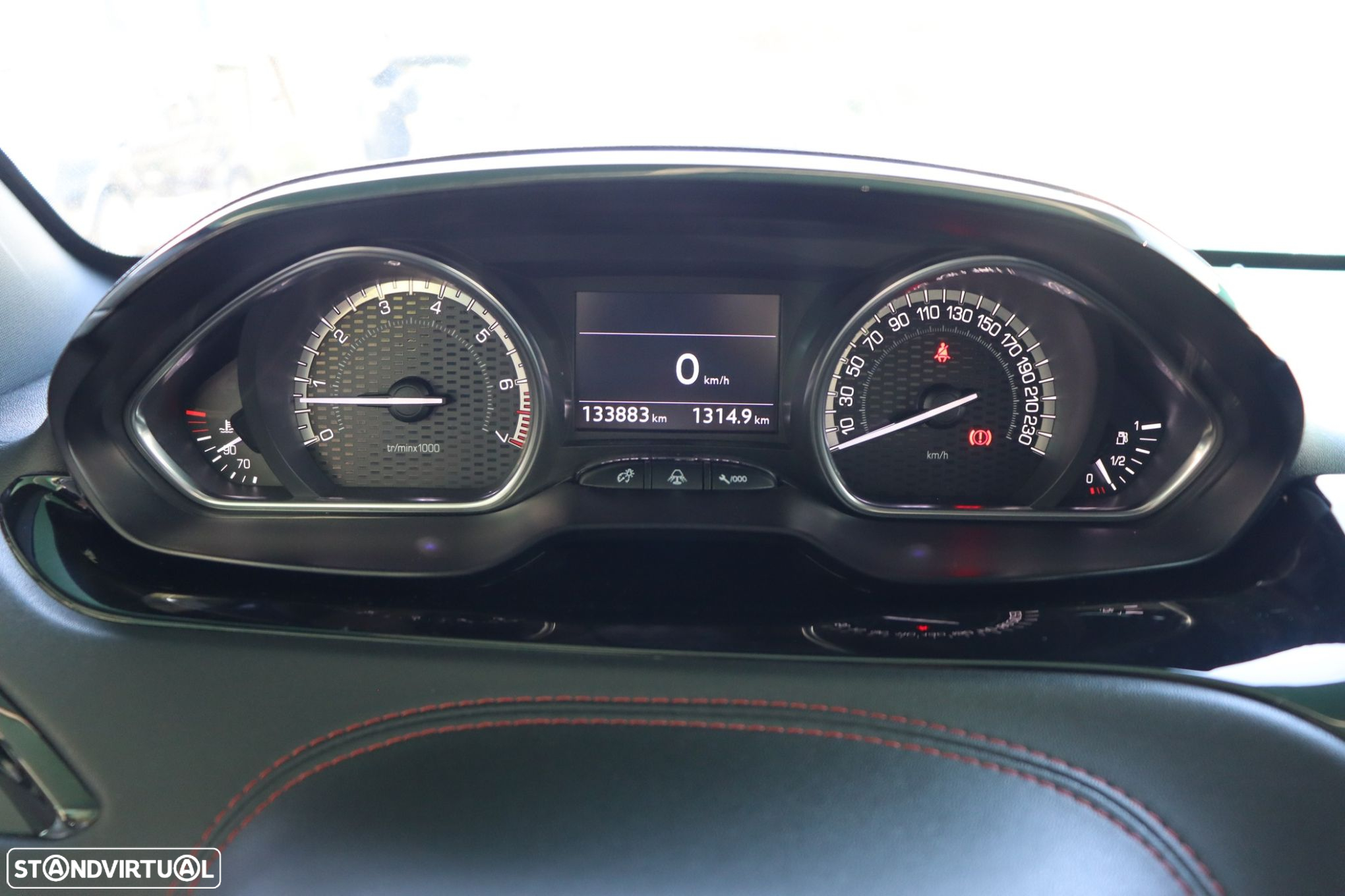 Peugeot 208 1.6 THP GTi - 19