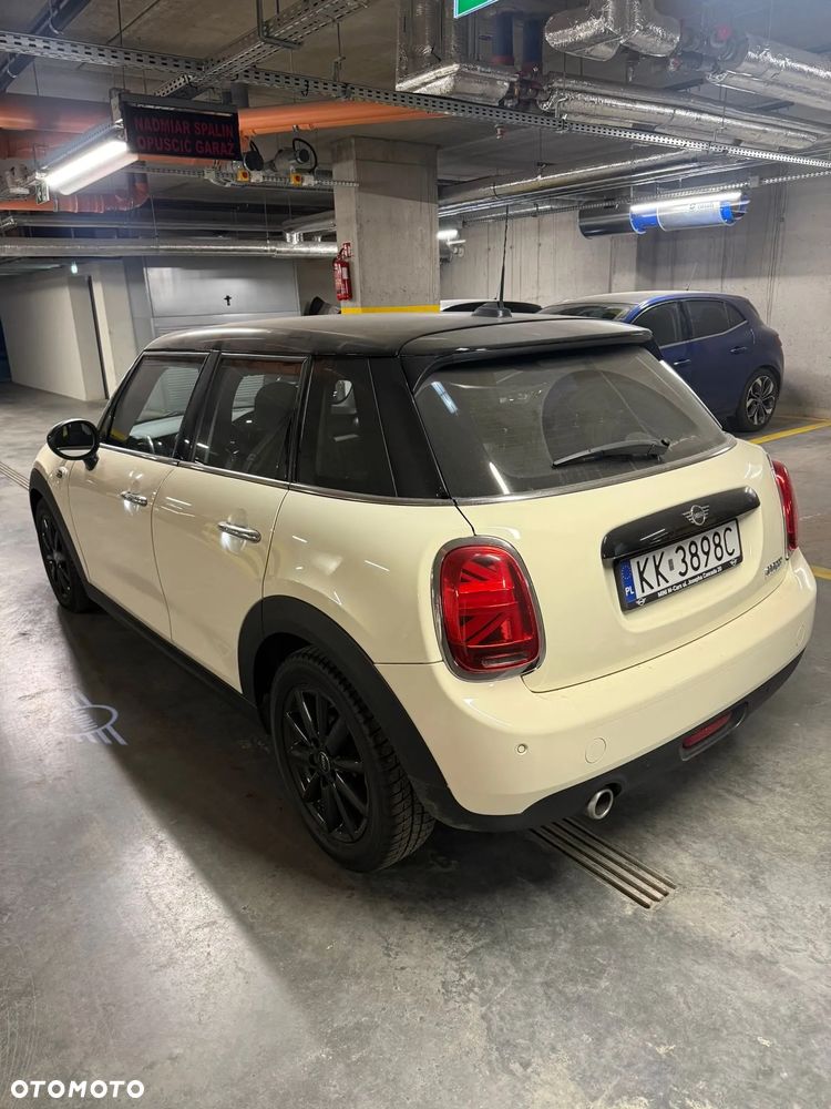 MINI Cooper Standard - 4