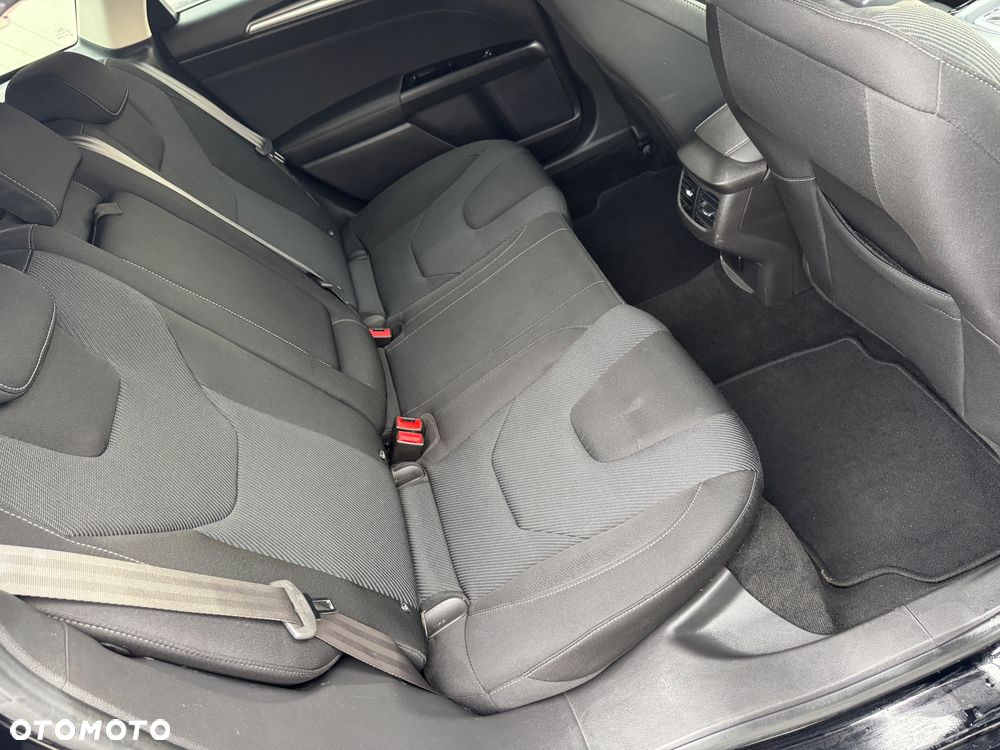 Ford Mondeo 2.0 TDCi Titanium 4WD PowerShift - 25