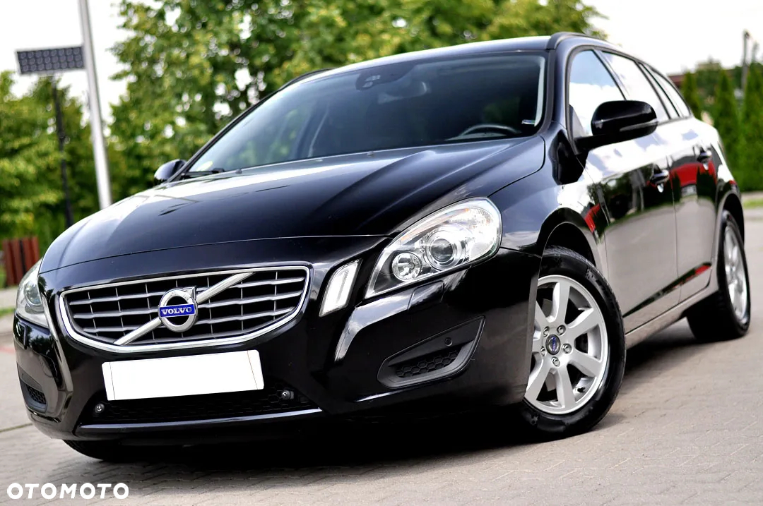 Volvo V60 D3 Geartronic Summum - 3