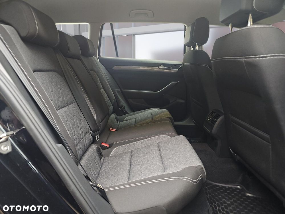 Volkswagen Passat Variant 1.4 TSI Plug-In Hybrid GTE DSG - 12