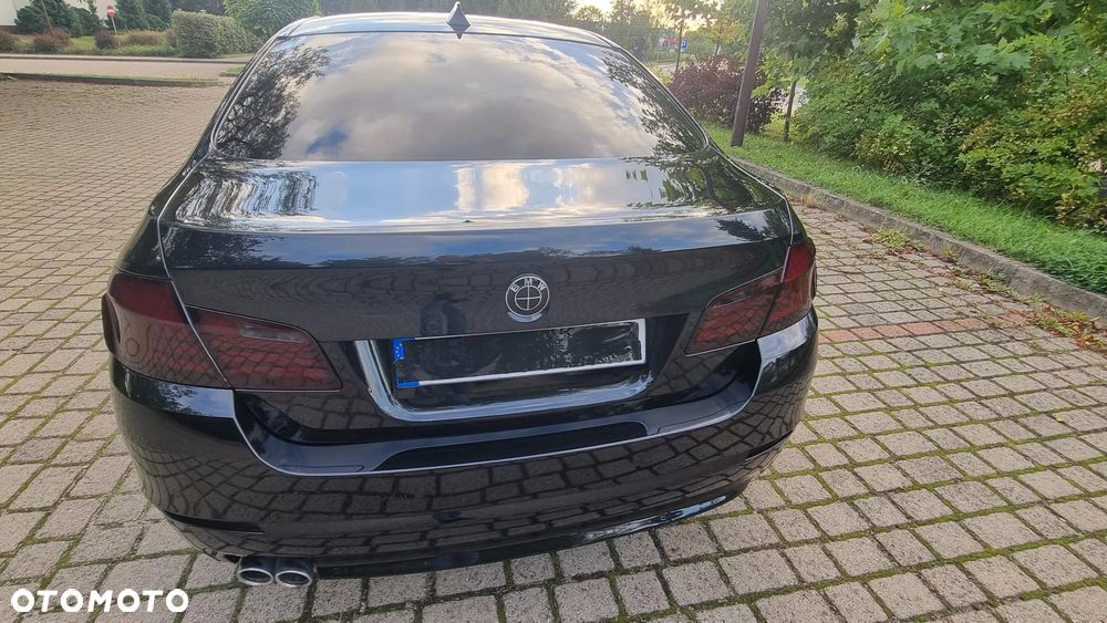 BMW Seria 5 525d - 8