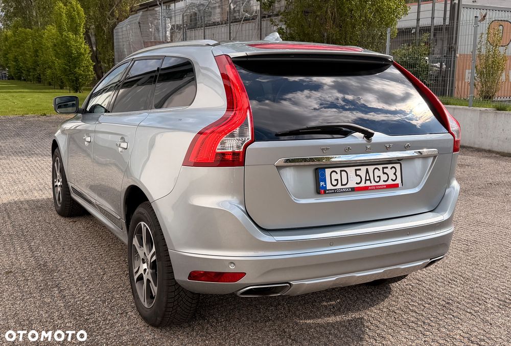 Volvo XC 60 D4 Geartronic Summum - 8