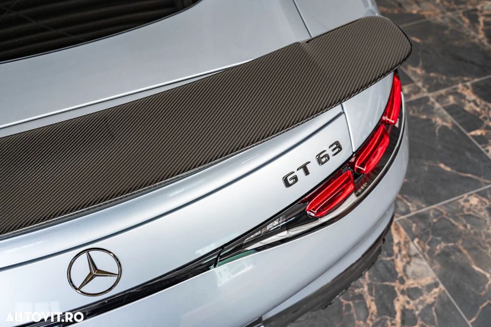 Mercedes-Benz AMG GT R Speedshift 7G-DCT - 38