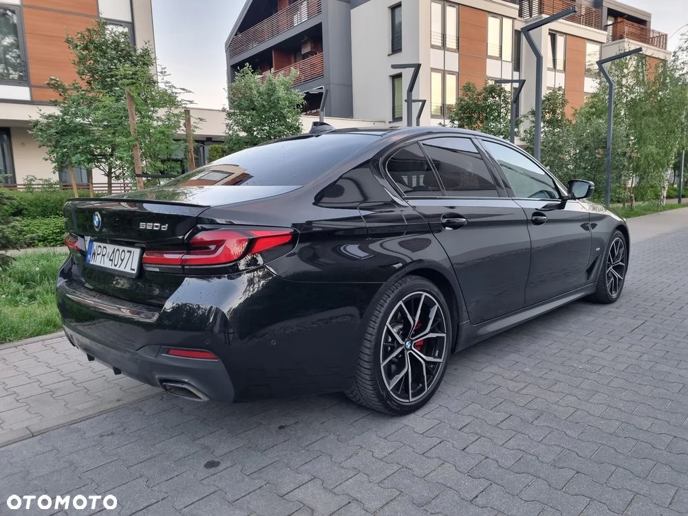 BMW Seria 5 520d xDrive MHEV M Sport sport - 38