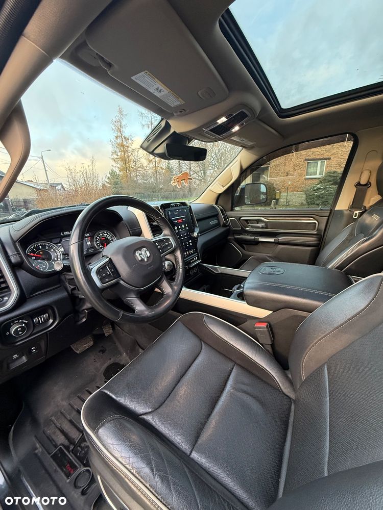 RAM 1500 Crew Cab Longbed Laramie - 30