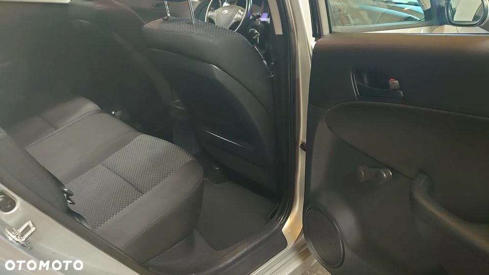 Hyundai i30 1.4 Blue Comfort - 14