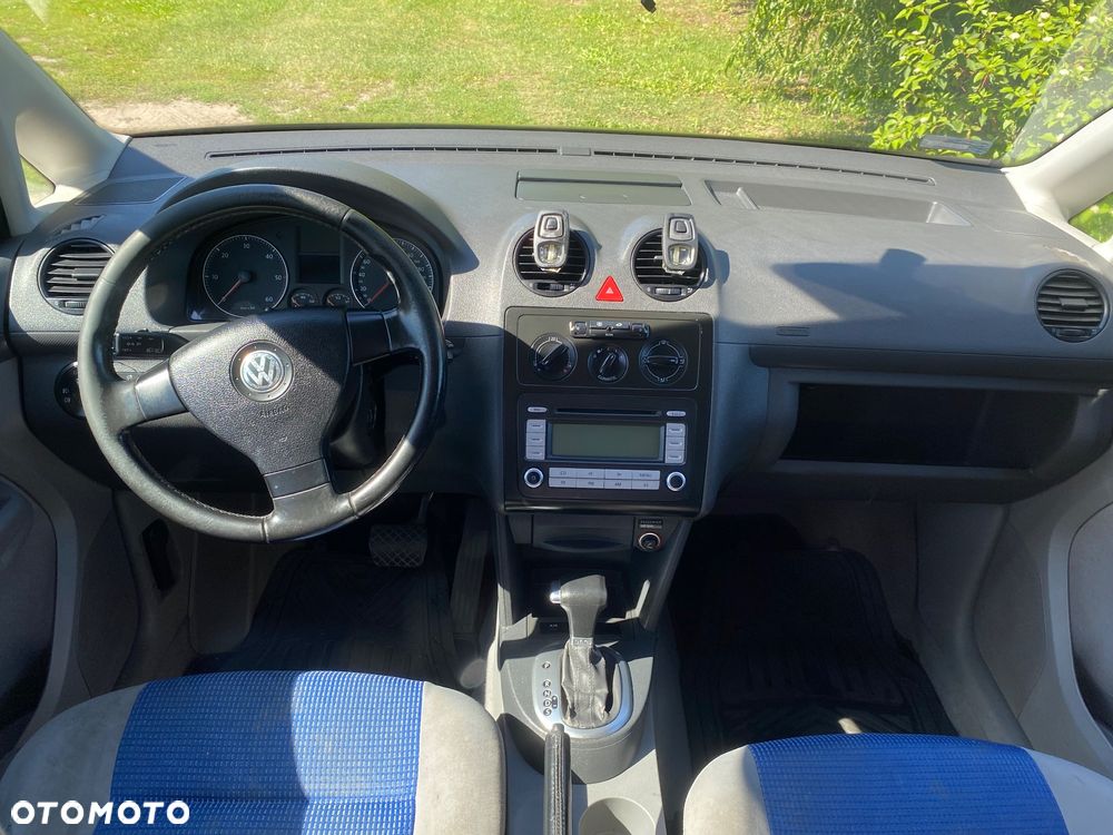 Volkswagen Caddy Life DSG - 15
