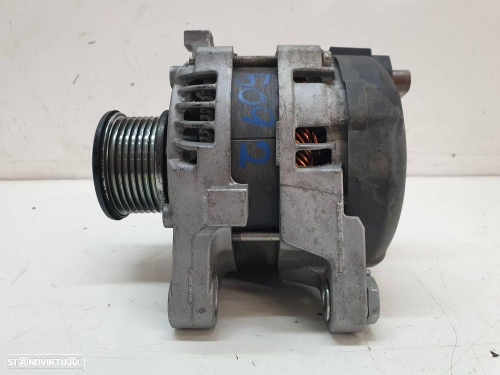 ALTERNADOR TOYOTA LAND CRUISER J15 - 1