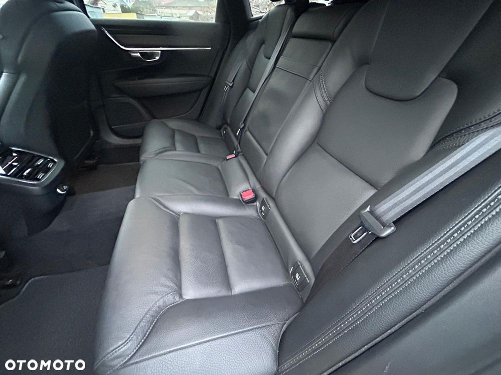 Volvo V90 Cross Country D5 AWD Ocean Race - 22